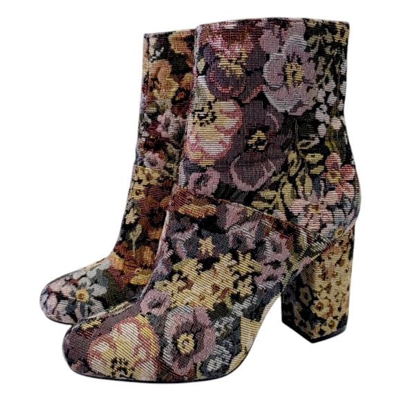 Urban Outfitters Floral Brocade Zip Up High Heel Ankle Booties Women's Size 7 - Picture 4 of 10